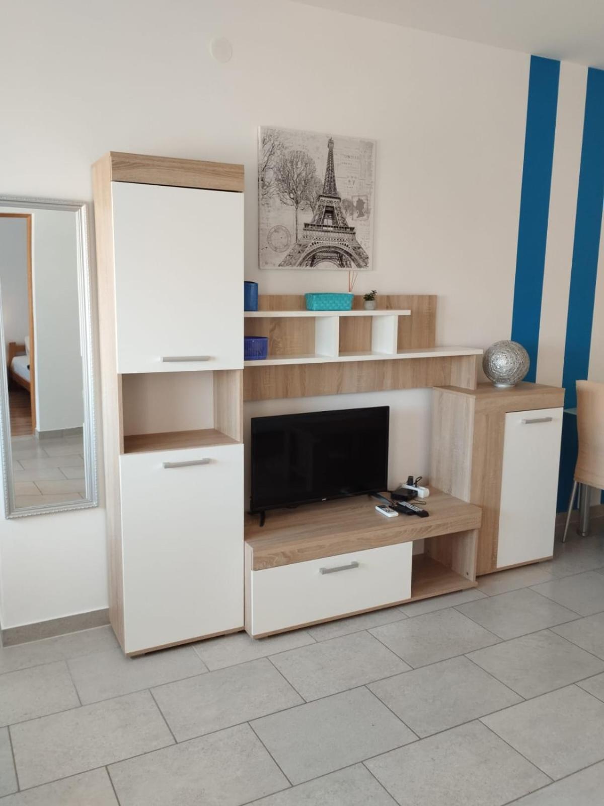 Apartments Riva Povljana Zewnętrze zdjęcie